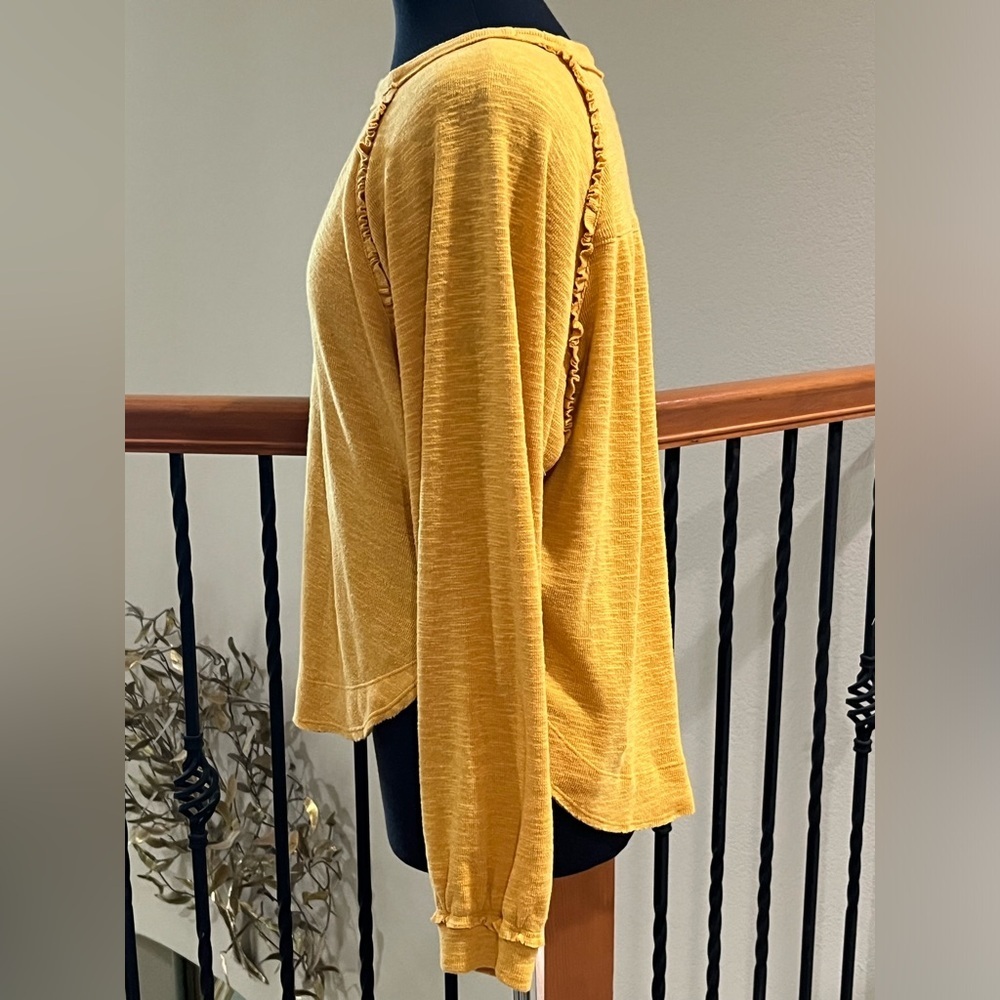 Pilcro Mustard Long Sleeve RUFFLE Tee WOMEN SIZE M - Picture 8 of 10